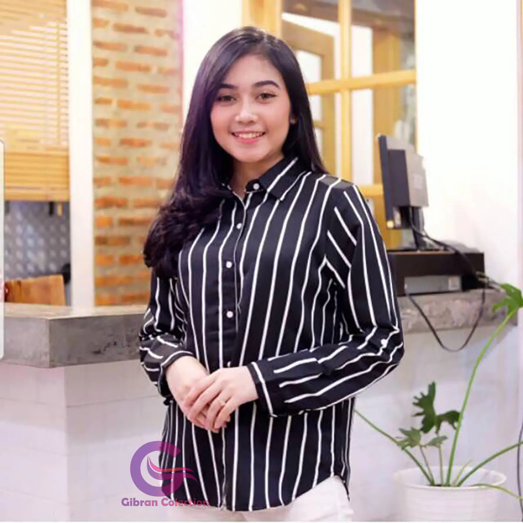 Kemeja Monalisa Wanita Motif Salur