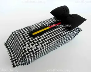 Tempat Tissue / Cover Tissue Dashboard Mobil