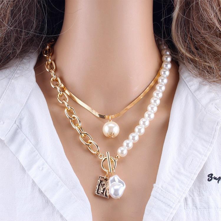 Product Introduction of [Hot Sale] European and American Fashion Pendant Retro New Copper Snake Chain Necklace Baroque Pearl Pendant Square Necklace Set 0