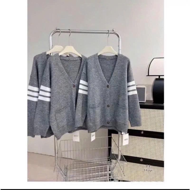 Áo khoác Nam Nữ - Áo Cadigan 3 vạch tay có túi chất liệu nỉ nhẹ nhàng ấm áp
