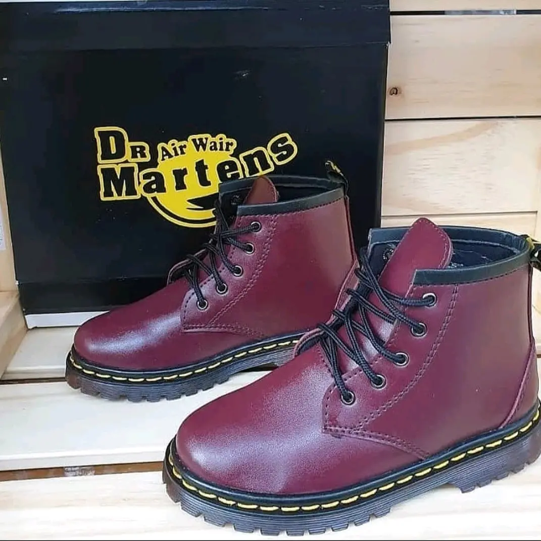 docmart 5 hole kids warna maroon 21-35