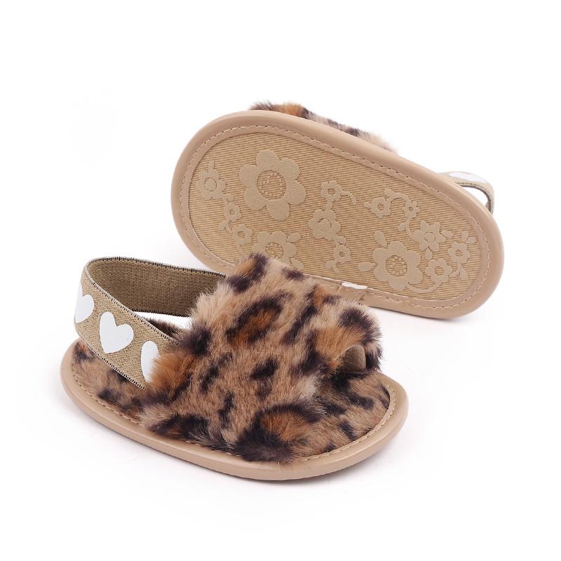 Product Introduction of 0-1 Year Old Elastic Baby Sandals Fashion Hairy Sandals Sneakers 16