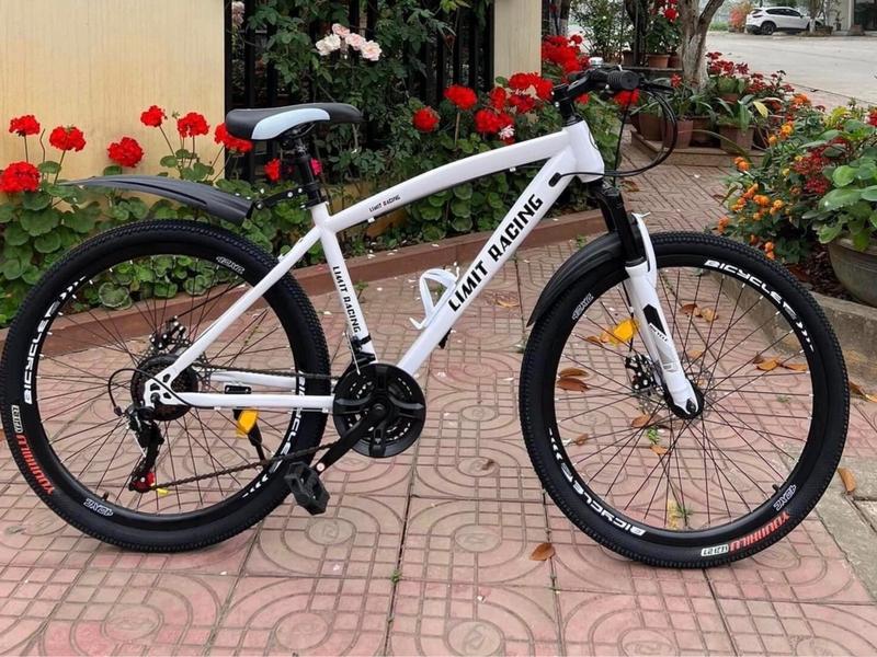 Xe đạp thể thao người lớn 26 inch LIMIT RACING khung cao chắc chắn, phiên bản có phuộc giảm sóc trước xe đạp