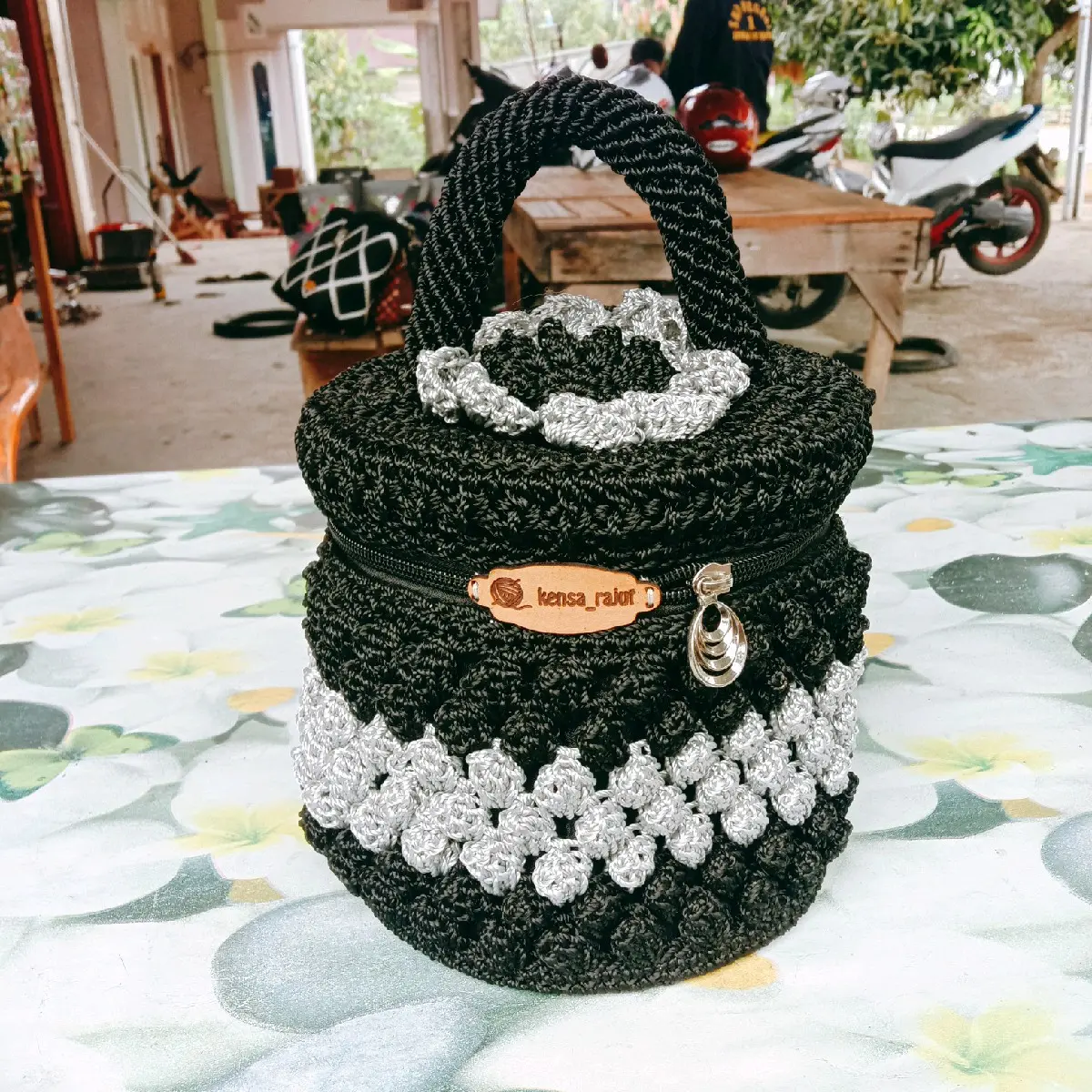 tenong rajut motif popcorn