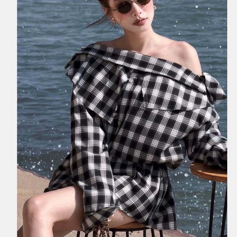 Áo váy kẻ cách điệu viền tua rua kèm quần đùi HangTong Qc Women