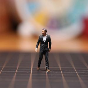 Mô Hình Tượng Nhỏ Đồ Chơi Vua, Tỷ Lệ 1: 64, 1: 87 Và 1: 43, Làm Bằng Resin, Thích Hợp Cho Bộ Đồ Và Nhà Hóa, Bộ Sưu Tập Thu Nhỏ Đúc Khuôn