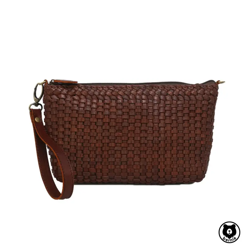 Tas Kulit Selempang Wanita Bernie Leather Gita Brown 0