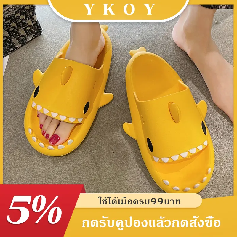 YKoy ยืนหนึ่งไปเลยจ้าา รองเท้าแตะแบบสวมลายน้อนฉลามสุดจี๊ดด น่ารักตัวแม่️ แมทซ์ได้ทุกลุค ปังปุริเย่สุดๆเลยพี่สาวว