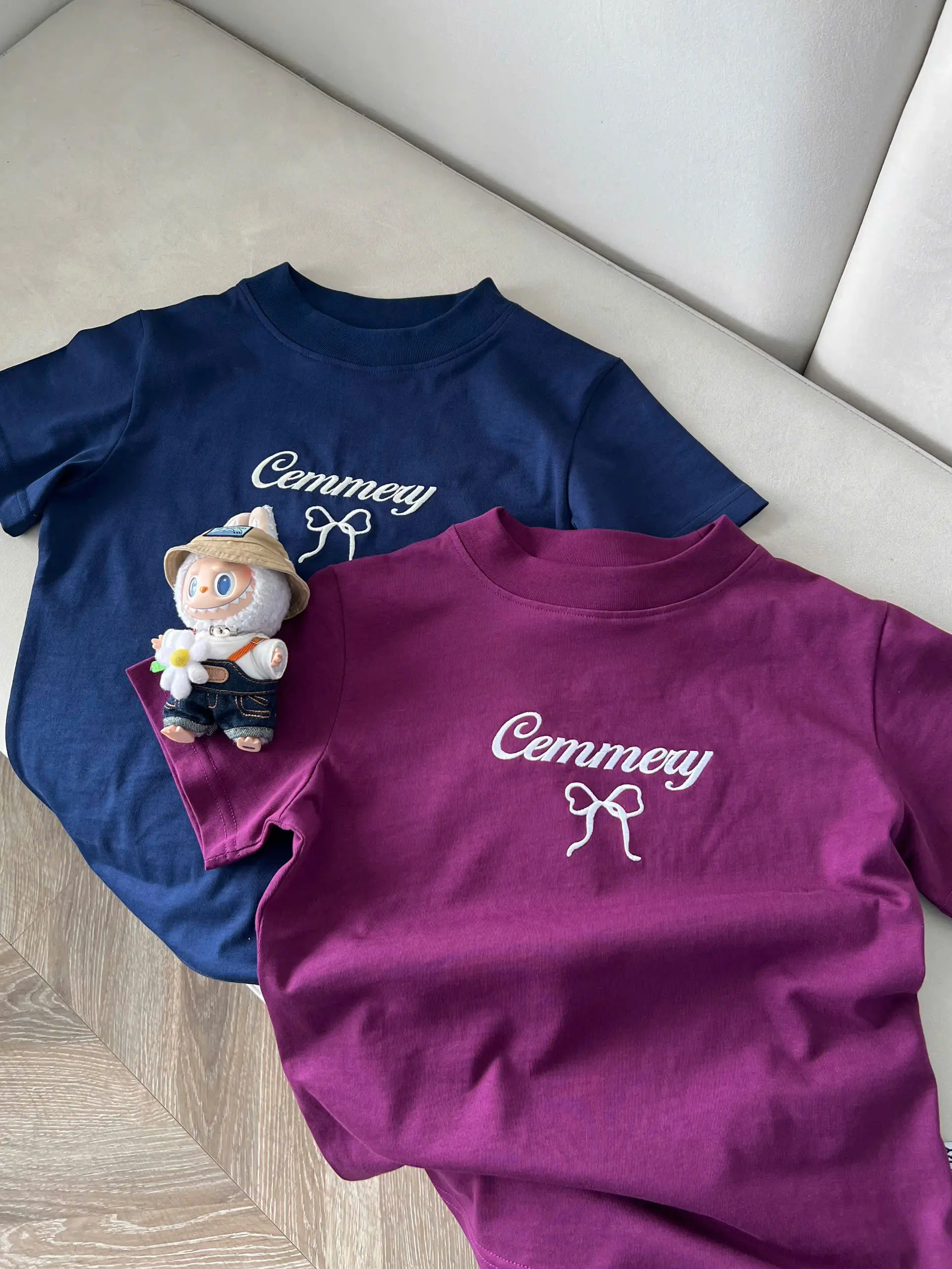 Áo Baby Tee CEMMERY Local Brand Chính Hãng Ribbon Baby Tee 2 Màu Cổ Cao Nữ Women Top Cổ Tròn | BigBuy360 - bigbuy360.vn Áo Baby Tee CEMMERY Local Brand Chính Hãng Ribbon Baby Tee 2 Màu Cổ Cao Nữ Women Top Cổ Tròn | BigBuy360 - bigbuy360.vn