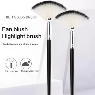 (KUAS HIGHLIGHTER) Kuas Fan Make Up Brush Foundation Blending Loose Face Powder Blush Contour / Kuas Alis / Bentuk Kipas / Rainbow / Premium S791