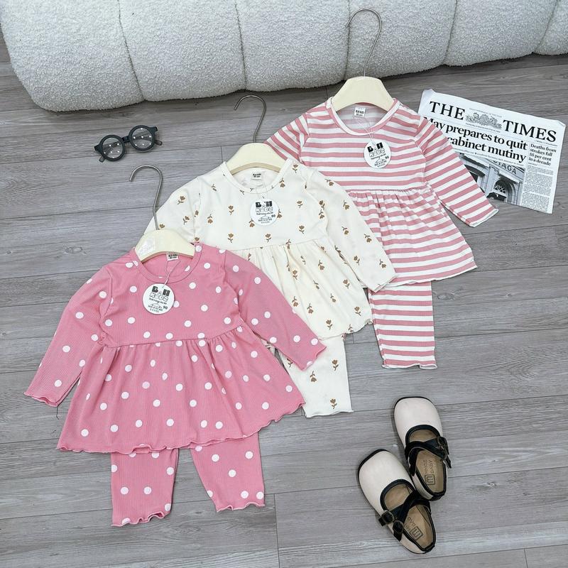 Bộ quần áo thun tăm dài tay thu đông họa tiết in kín và kẻ sọc cho bé gái size 6-16kg