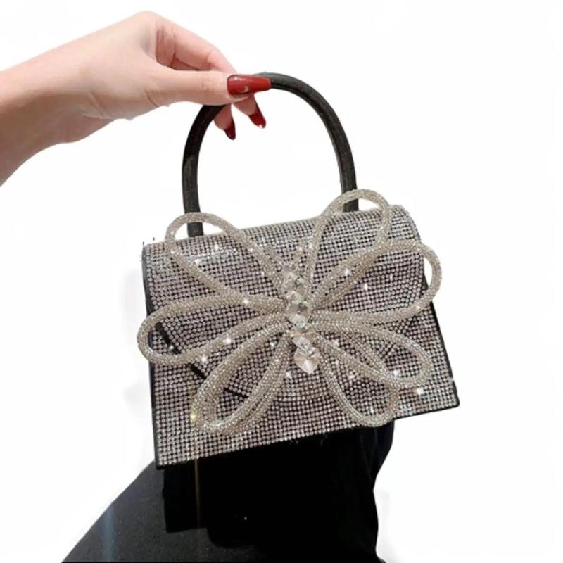  Size 18CM Túi Xách Nữ Đeo Chéo Women Bag Clutch Cầm Tay Cốp Đi Tiệc Bươm Bướm Đính Đá Sang Trọng Màu Đen Kèm Dây Xích Nhung Kem tuixach ditiec tui di kết hạt tuixinh giare 