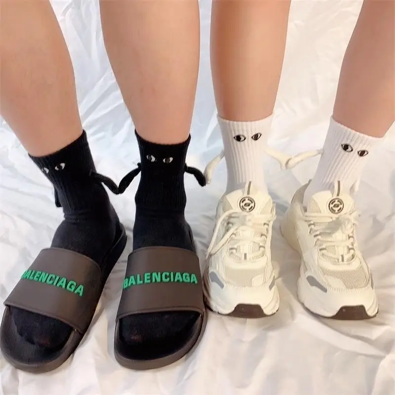 KAOS KAKI COUPLE TANGAN GANDENGAN/ KAOS KAKI COUPLE LUCU/ KAOS KAKI PANJANG 0
