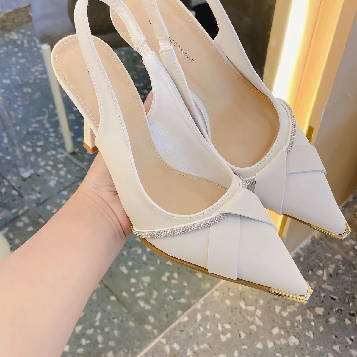 Giày bít mũi gót nhọn 9cm đính dây đá Nữ Shoes Women 9F2
