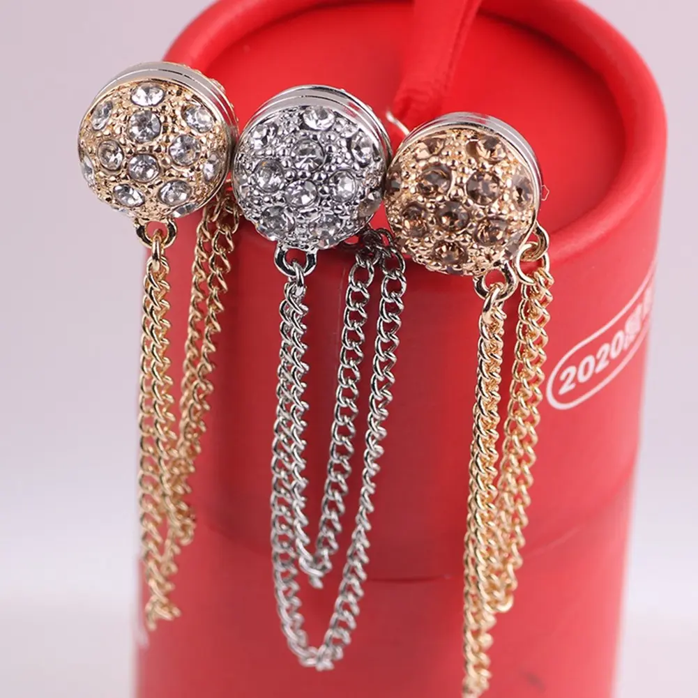 Magnetic Diamond Alloy Shawl Clip Brooch - Stylish Anti-Luminescence Accessory!