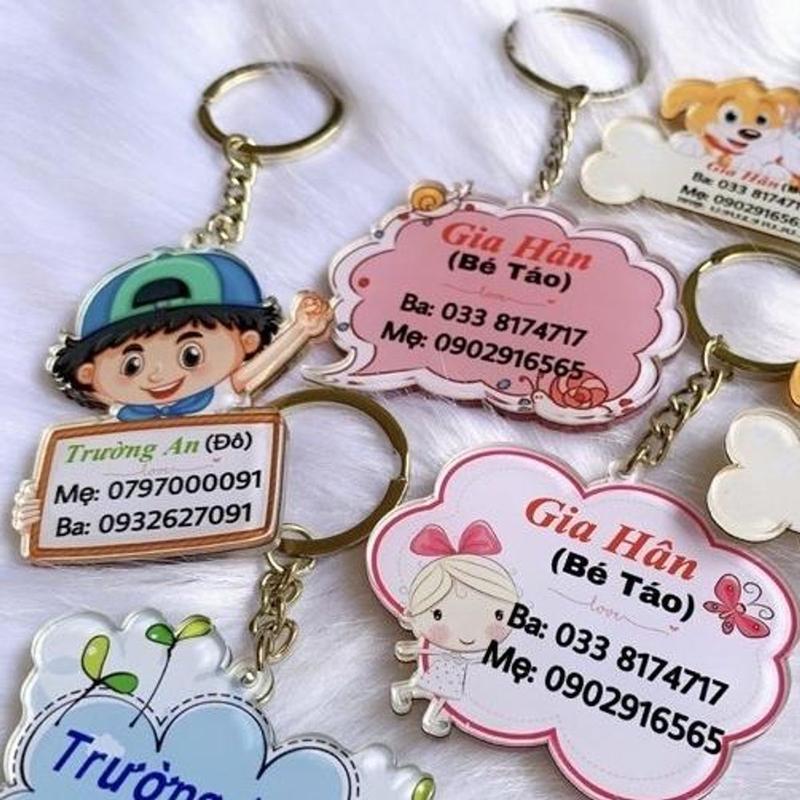 Móc khoá thương hiệu, in bảng tên treo balo cho bé ngộ nghĩnh dể thương