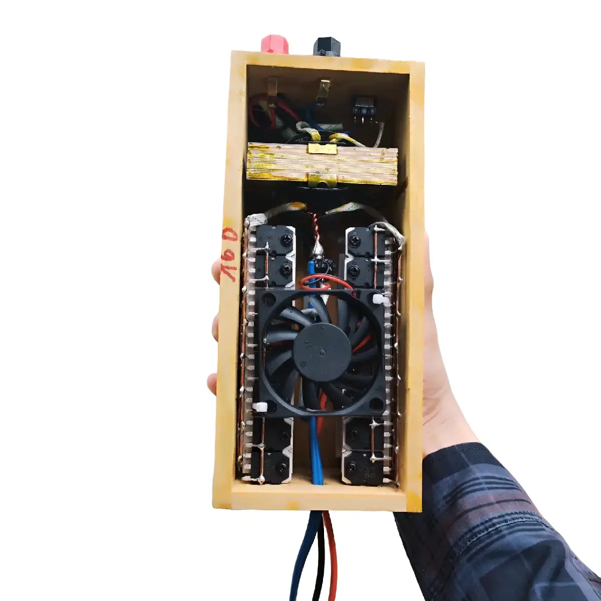 Máy biến điện 16 đê hộp gỗ dễ sử dụng