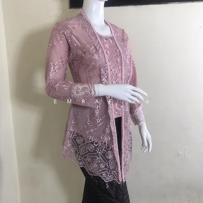 kebaya kutu baru / kebaya modern/kebaya kutu baru / kebaya wisuda / kebaya couple / kebaya modern / kebaya favorite 7