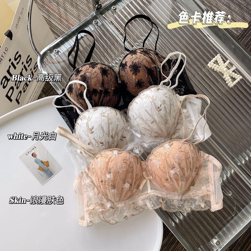 Product Introduction of Fairy embroidered lace bra for women with small chest, gathered and enlarged, soft steel ring, lifting and anti-drooping, sexy pure desire bra 2