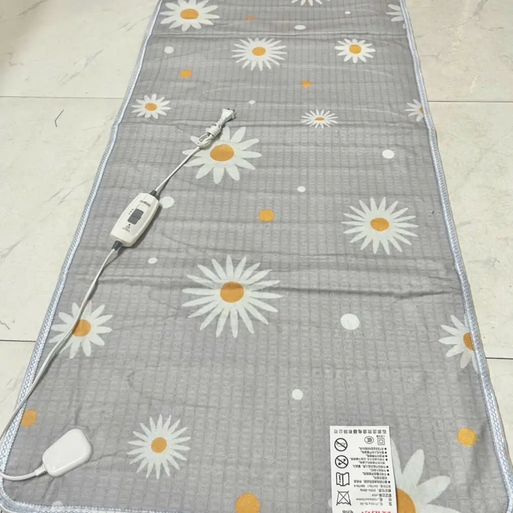 Thảm điện sưởi ấm trải giường siêu ấm kích thước 150x70cm( giao mẫu ngẫu nhiên)