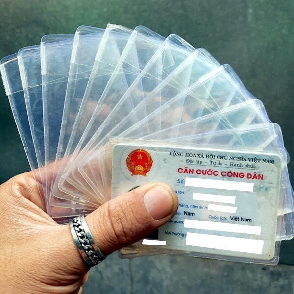 Combo 1-50 Vỏ Bọc chống xước chip CCCD - ATM,Thẻ học sinh sinh viên,bằng lái xe,Vỏ bọc cccd trong suốt có nắp bảo vệ thẻ 0