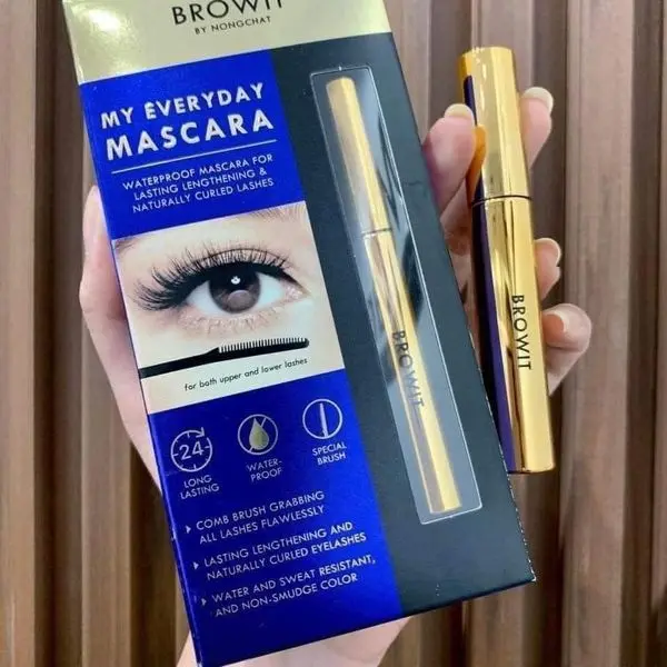 Mascara làm dày và dài mi Browit By Nongchat 5