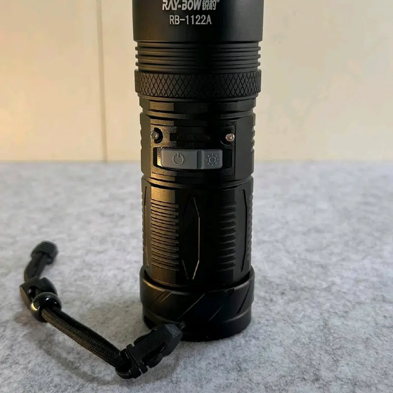 Đèn pin [ 1122A ] cầm tay siêu sáng 2024 chiếu xa 700 mét ZOOM xa gần chống nước sạc ngược cho điện thȯại, Pin 18650*3 - Dung lượng ~ 8000 mah... 7