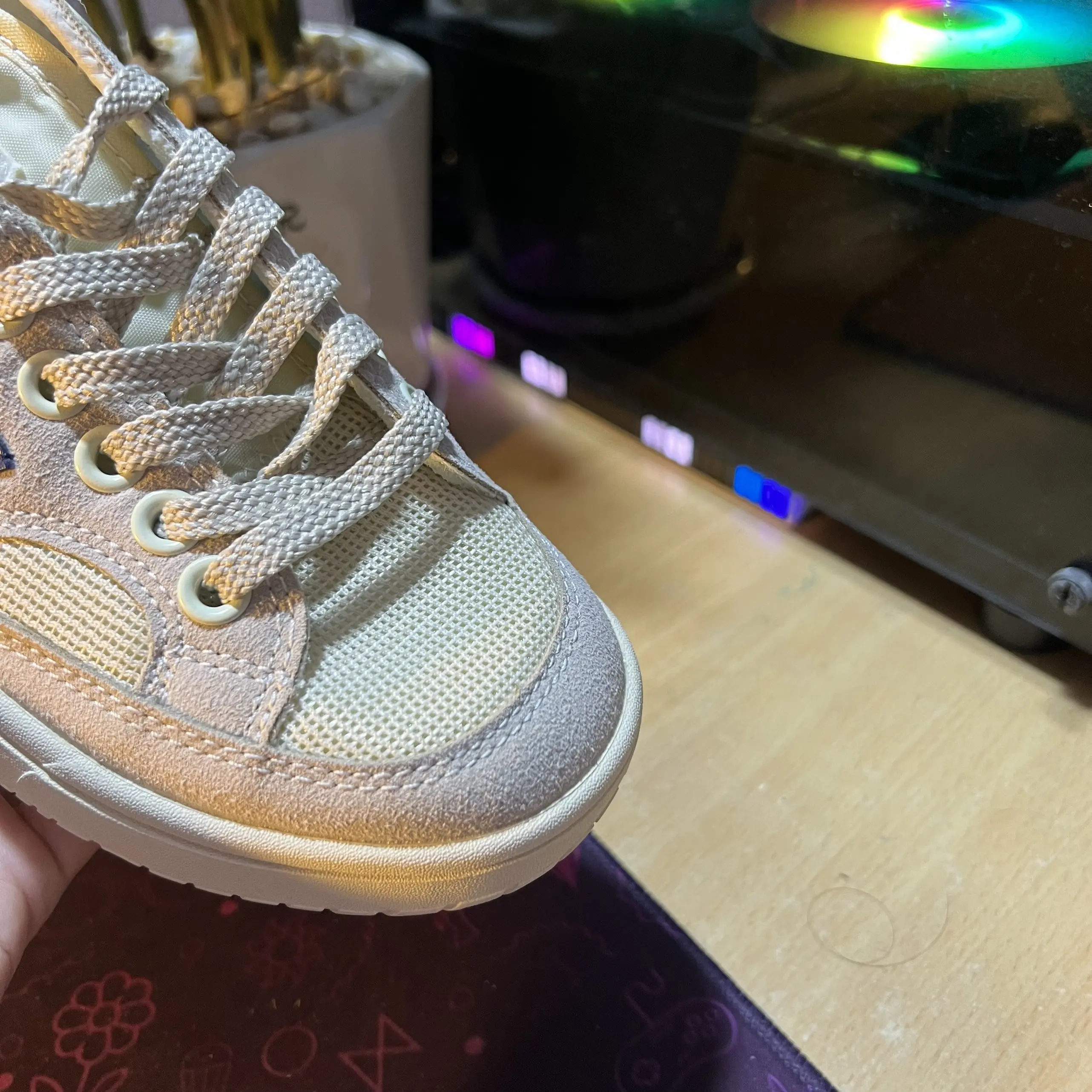 Giày thời trang sneaker hãng nờ bê 300 chữ màu navy hàng 1:1