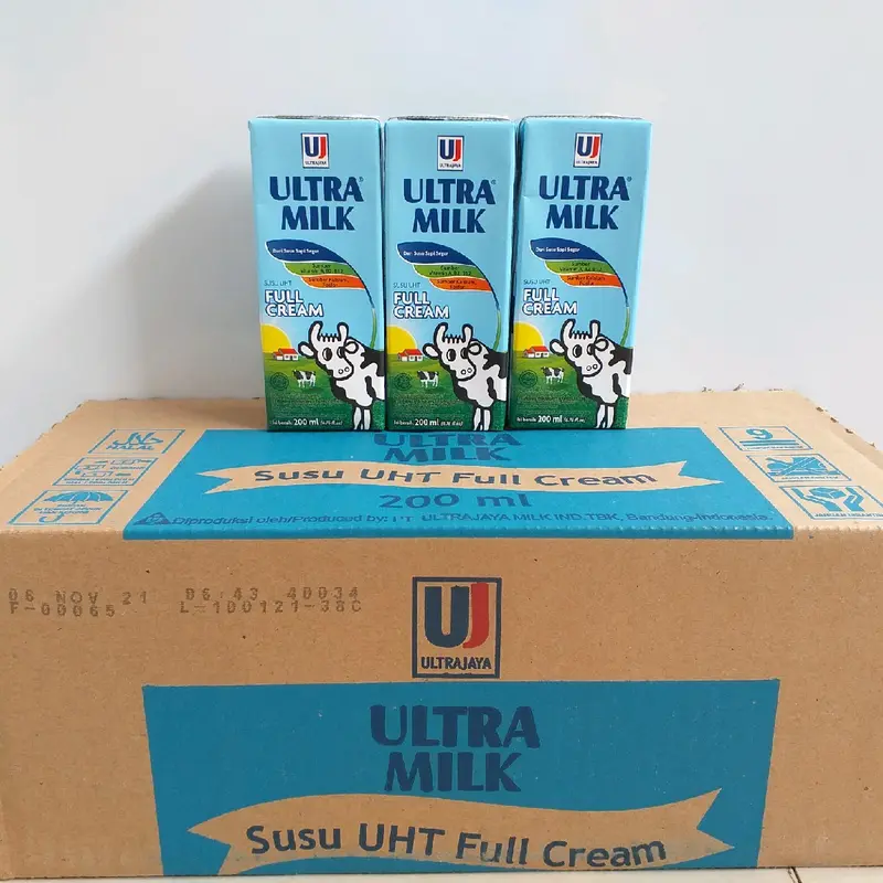 Susu Ultra Milk Full Cream 200 ML 1 Dus 0