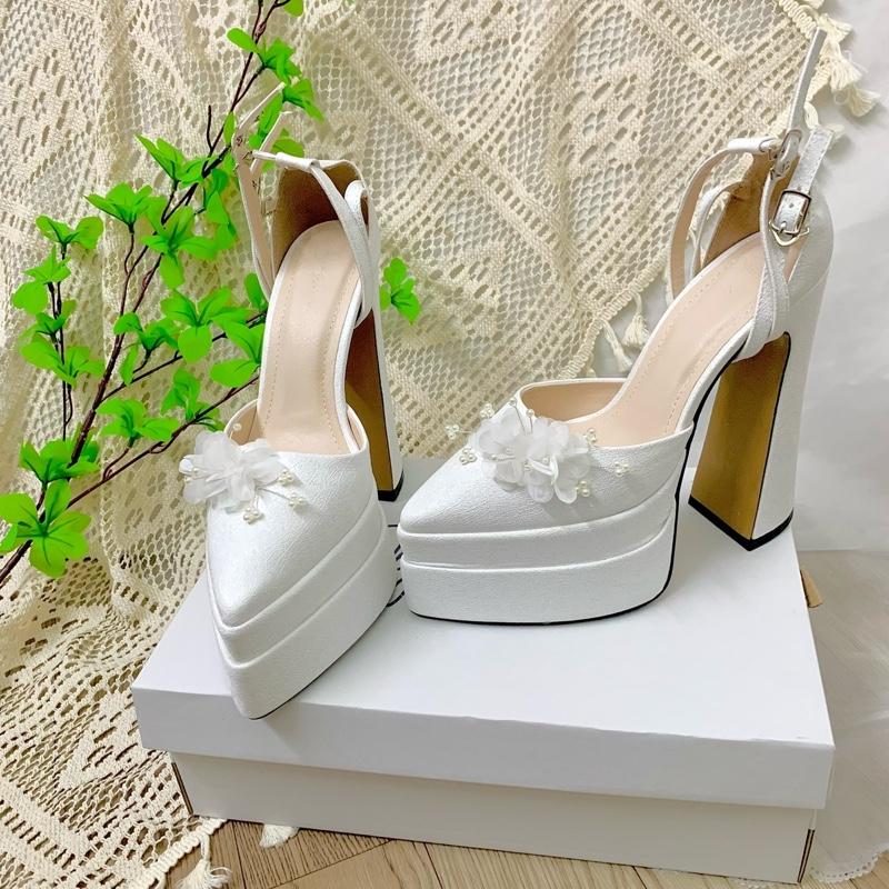 Degoshin bridal shoes - Giày cao gót, giày cưới 15p thiết kế đính Hoa Tú Cầu tôn dáng sang trọng 3