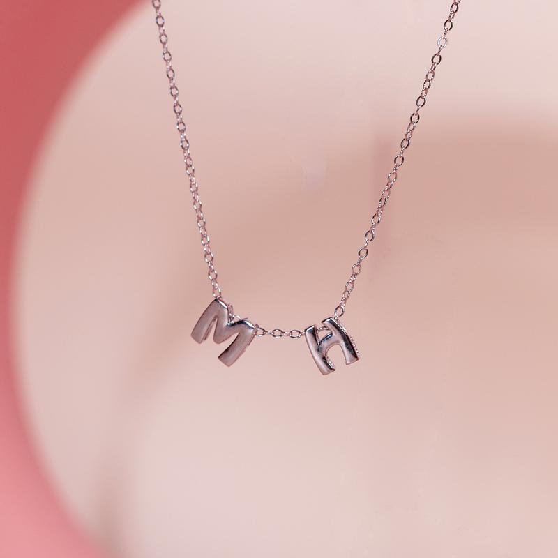 Dây chuyền chữ cái tùy chọn dễ thương thanh lịch mix theo tên làm quà tặng Jesmee - LE23205 dây chuyền bạc cho nữ