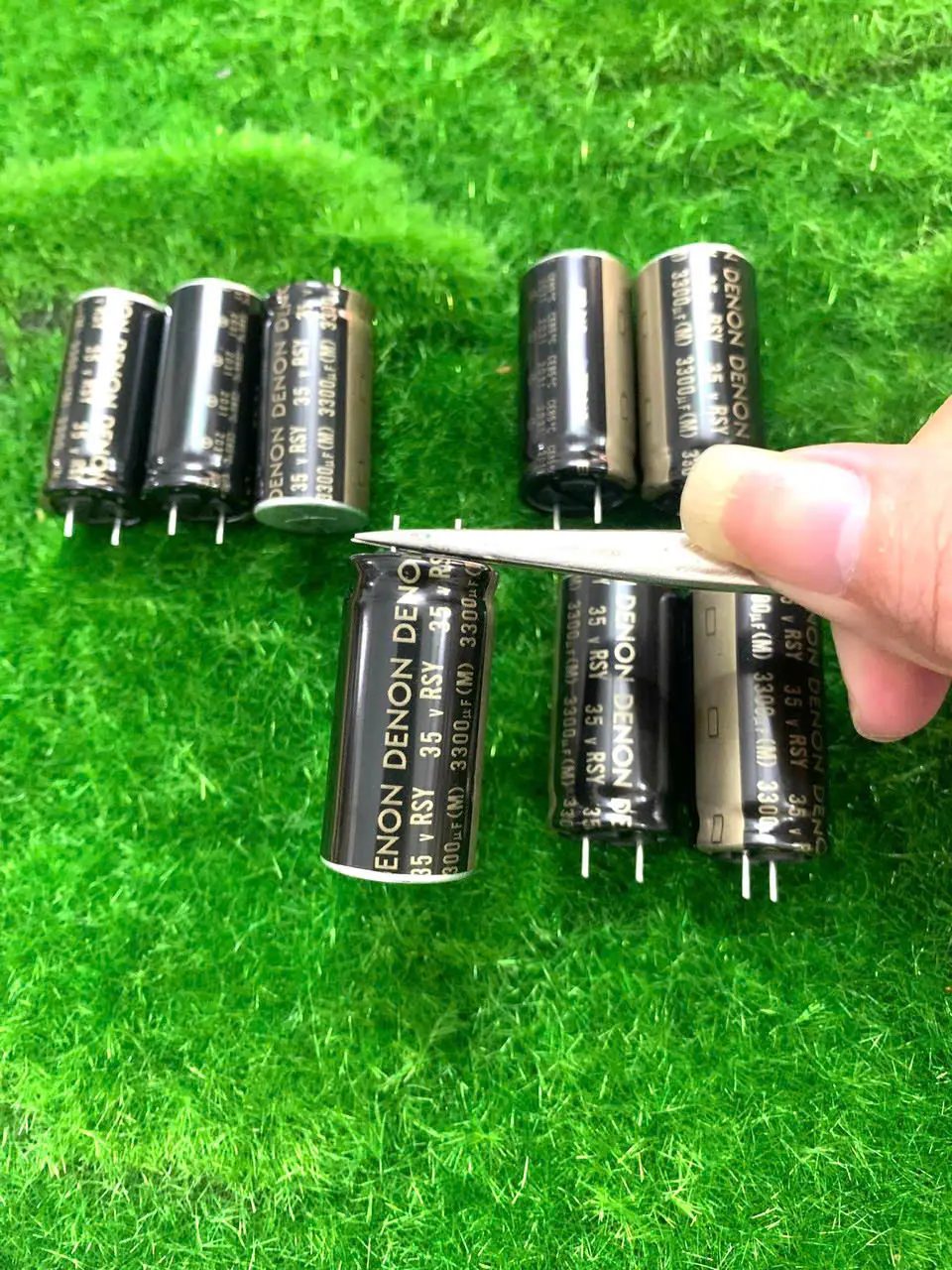 Tụ điện ELNA DENON 35V 3300UF , 35V3300UF , 3300UF35V , 3300UF 35V (18x37x8mm )