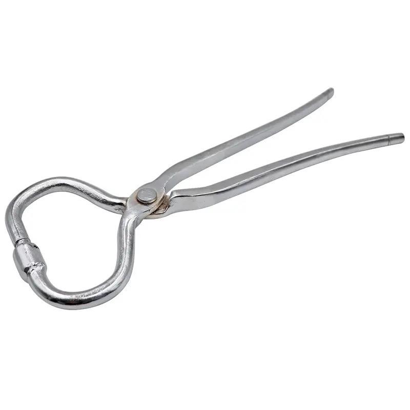 Kìm bấm tạo lỗ mũi cho Trâu Bò bằng thép 4