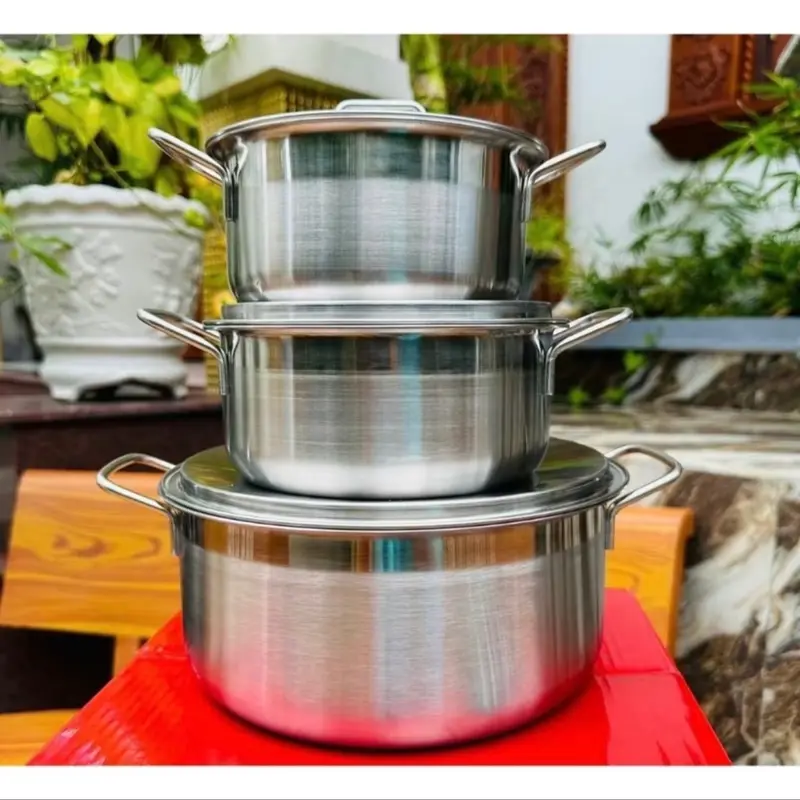 Bộ 3 nồi inox 430 dùng được cho mọi loại bếp, 1 Đáy dày dặn, bắt nhiệt tốt. Hàng cao cấp không cháy xén khi xào nấu đồng vn 8
