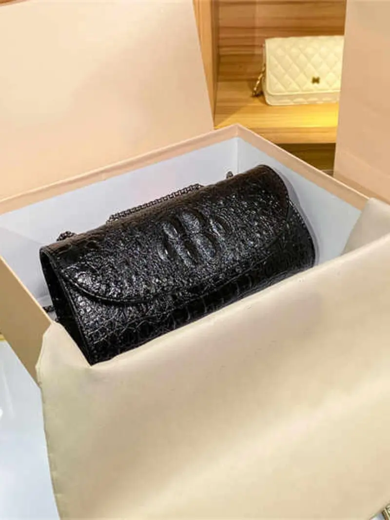 Product Introduction of Women's Fashionable Crossbody Bag, with Chain Strap, Magnetic Closure Bag, Bag for Women 2