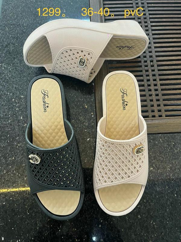 Dép đế xuồng quai ngang dép đế cao nhựa dẻo trung niên nữ