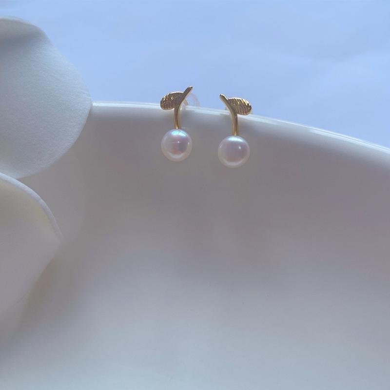 Natural freshwater white pearl leaf style earrings for women S25 silver ear needles for daily wear 4