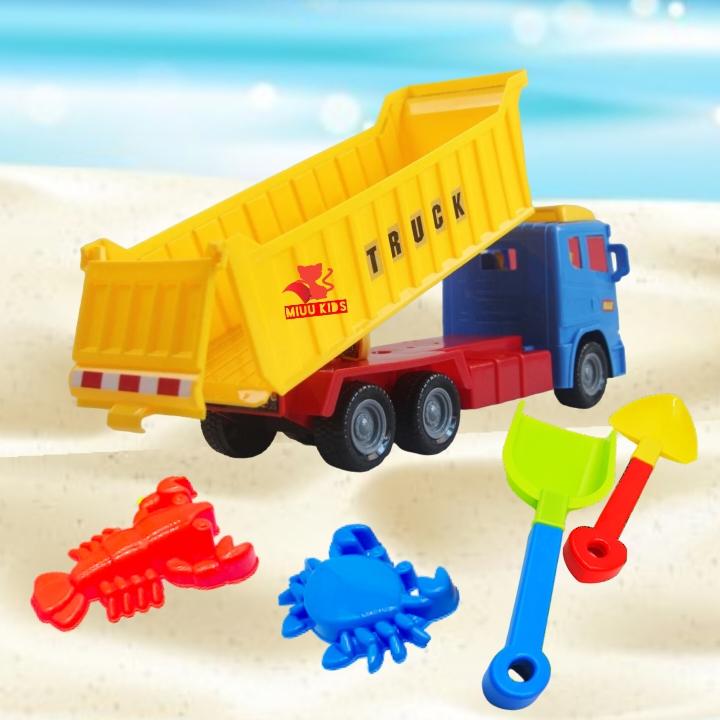 Đồ Chơi Xe Tải Ben Chở Cát Sỏi Size Lớn 38x16x15 Cm Kèm 4 Món Đồ Chơi Cát Bằng Nhựa Cao Cấp Cho Bé
