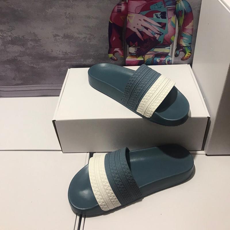 Dép  Addas quai ngang dép thời tranh hè 2023 hottrend phong cách! Mùa hè DéP Nam Đế Bằng dép dg Slipper Dép Lê