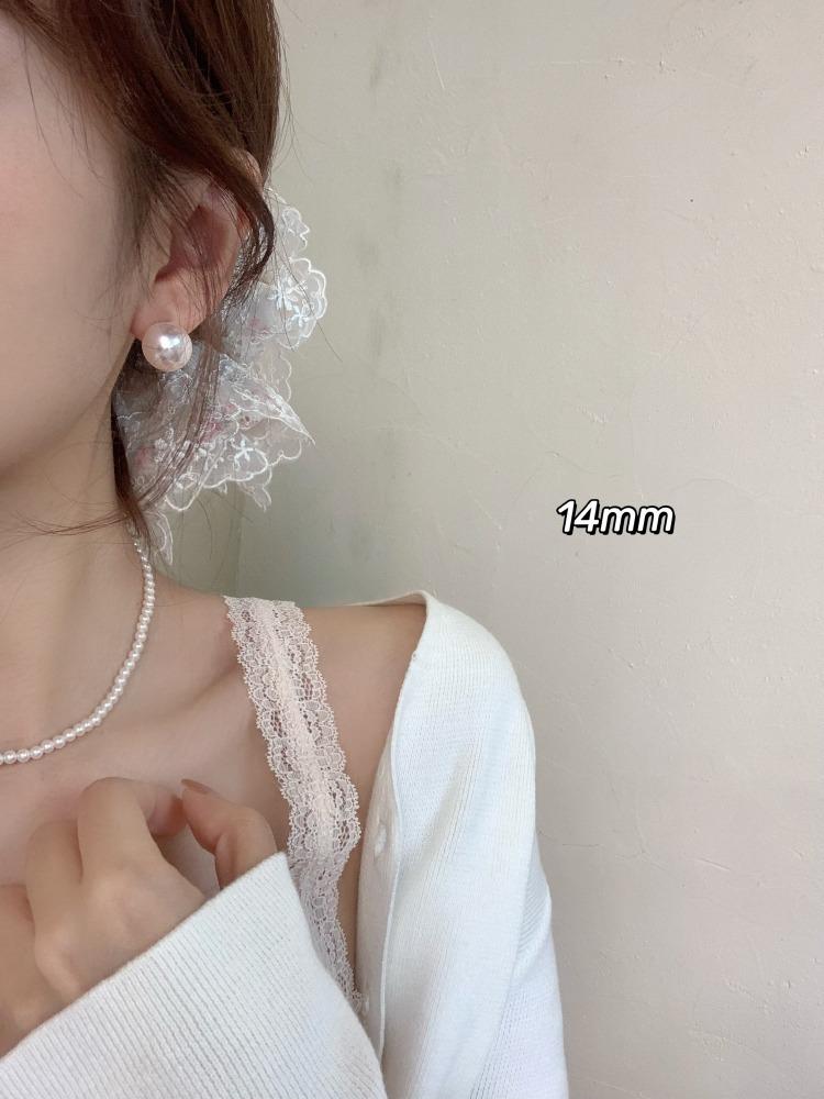 Product Introduction of Shijia Pearl Stud Earrings 2024 New Popular High-Grade Earrings 925 Silver Pin Earrings Female Light Luxury Temperament Ear Clip 11