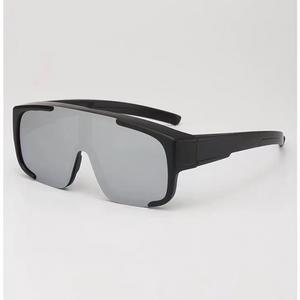 ชุดแว่นตาสายตาสั้น, แว่นตาปั่นจักรยานสำหรับผู้หญิง, แว่นกันแดดชิ้นเดียวที่ไม่เหมือนใคร, กรอบใหญ่, ป้องกันรังสียูวี, แว่นกันแดดสำหรับผู้ชาย, แว่นกันแดด UV400 อินเทรนด์, เหมาะสำหรับการปั่นจักรยานกลางแจ้ง แว่น    แท้