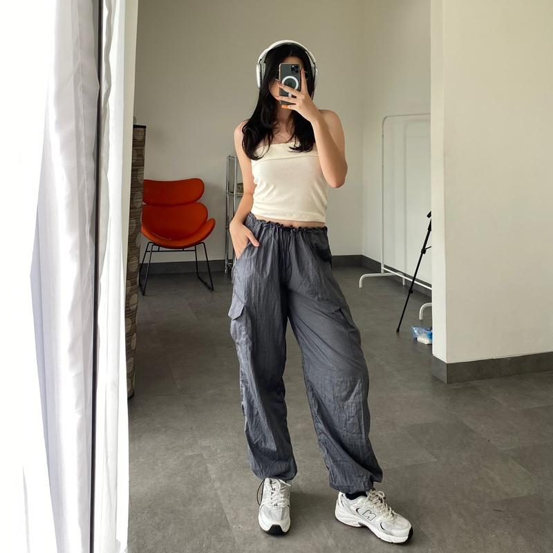 PARACHUTE PANTS 2