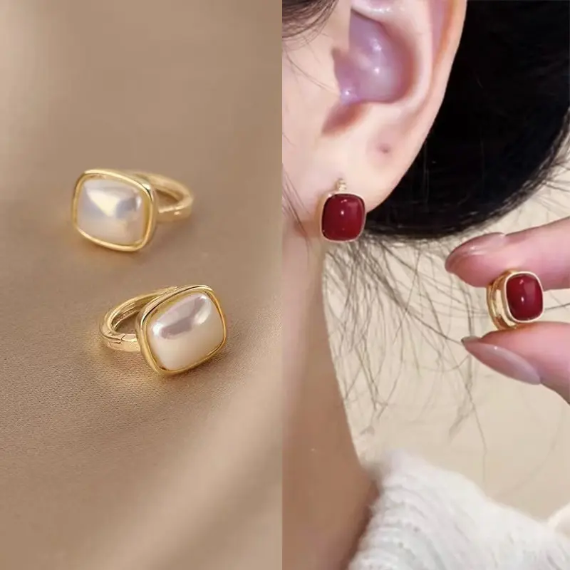 Square Earrings, Elegant French Design, Simple and Durable, Fashionable and Luxurious, Classic and Versatile, Suitable for Ladies