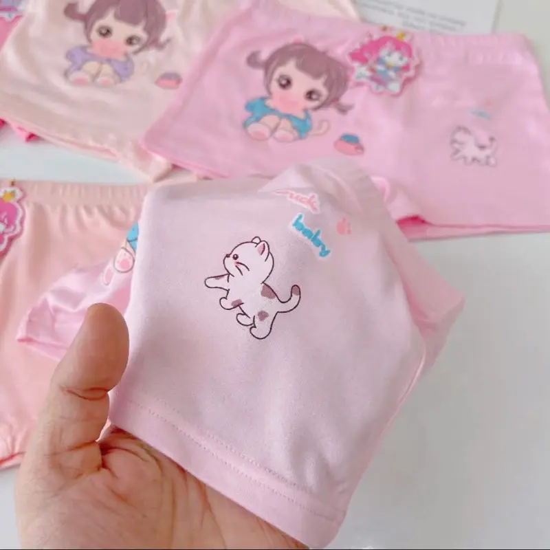 10 Quần chip đùi cho bé gái ( 10-30kg ) Chất coton, Co dãn, Hoạ tiết dễ thương cho bé gái . 3