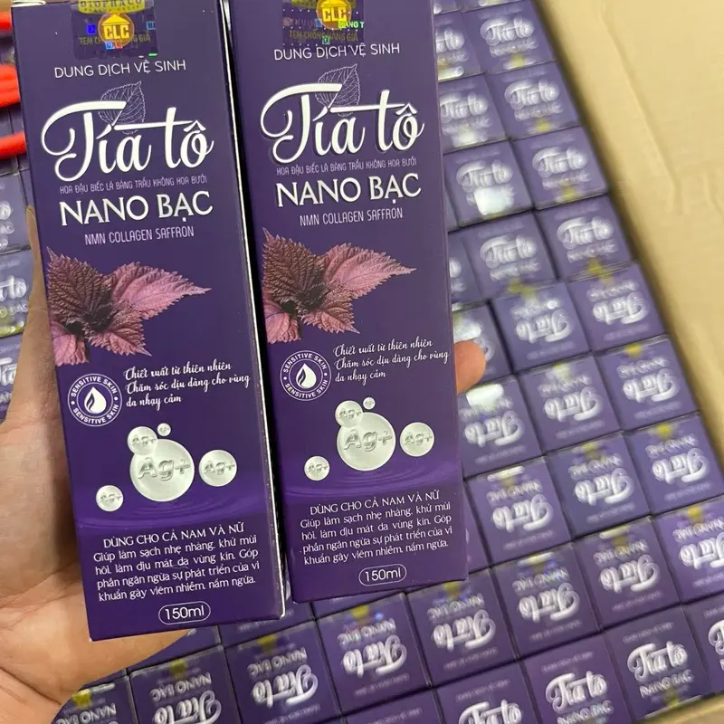 Dung dịch vệ sinh nữ tía tô nano bạc chai 150ml Nữ Women 1