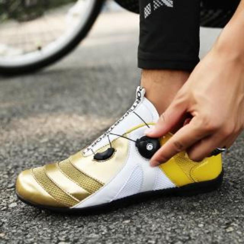 Product Introduction of Ready Stock Unlocked MTB Road Bike Bicycle Shoes Self-Locking Shoesbreathable Rubber Outsole mountain Cycg Accessories 4