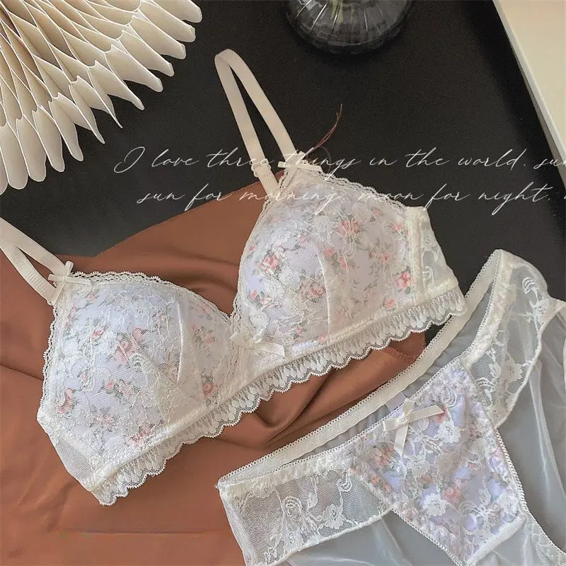Pure desire style floral bra for women triangle cup big chest small chest gathered no steel ring bra thin style girls bra set