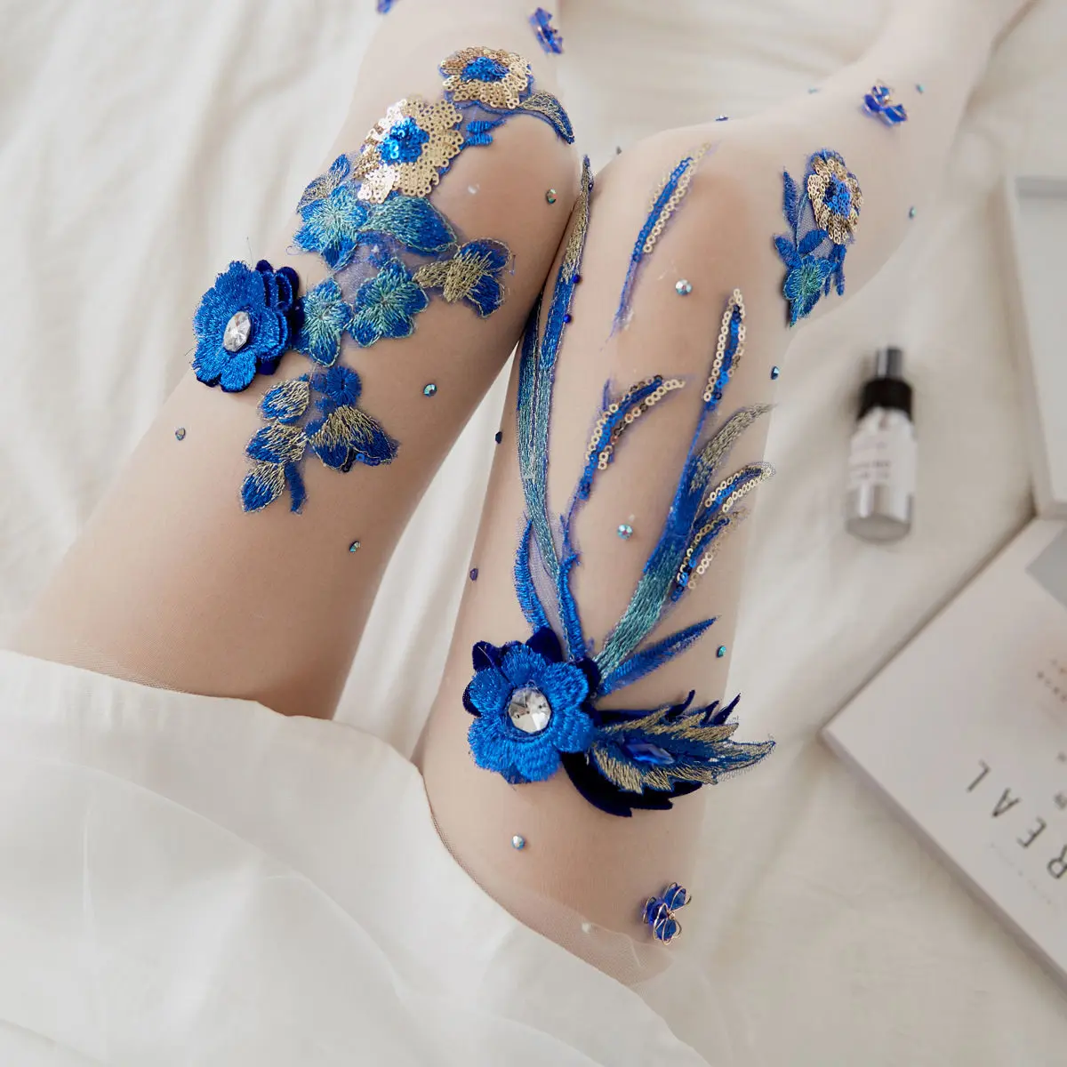 Hand-Embroidered Flowers Style Cherry Blue Pattern Anti-Snagging Stockings Pantyhose for Women