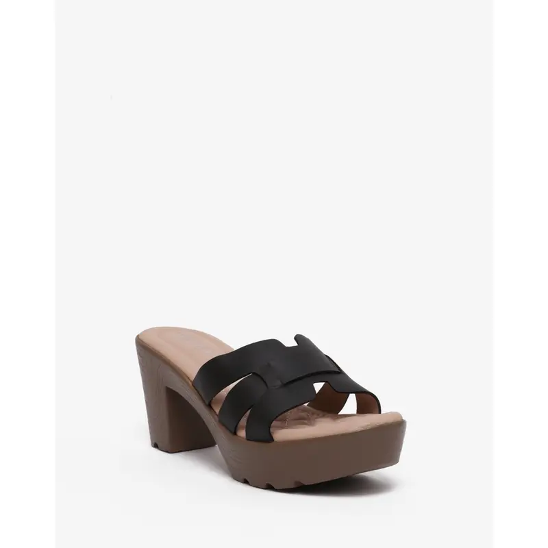 Buccheri Peggy Heels Woman Black 1