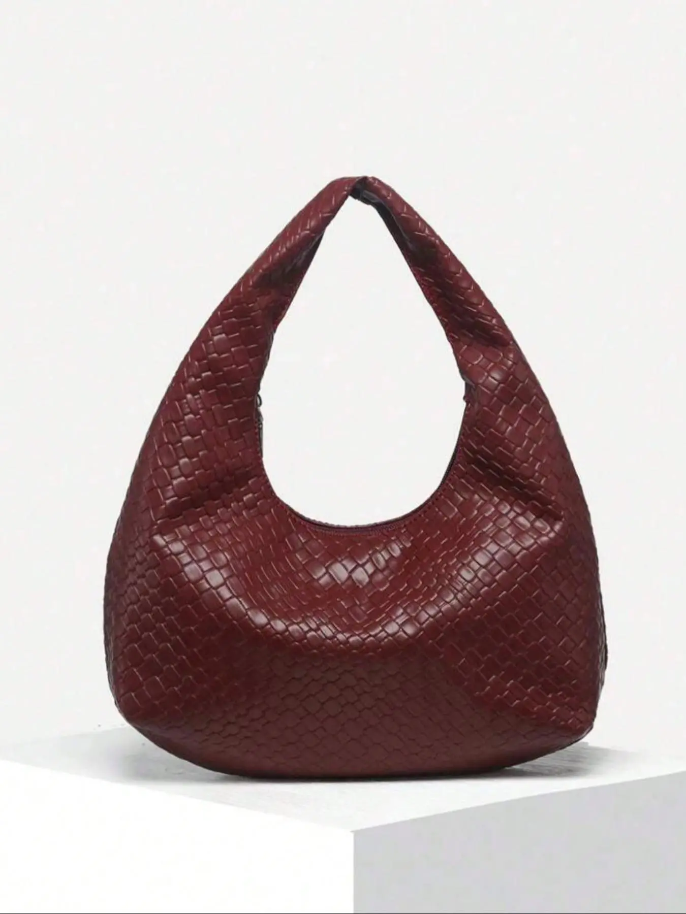 Women's Fashionable Textured Design Half Moon Bag, Casual Versatile Zipper Shoulder Purse Bag for Daily Used, Trendy All-match Commuter Bag, Valentine's Day Gift